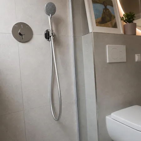 Urbannest Close To Airport And Trade Fair Appartamento Stoccarda